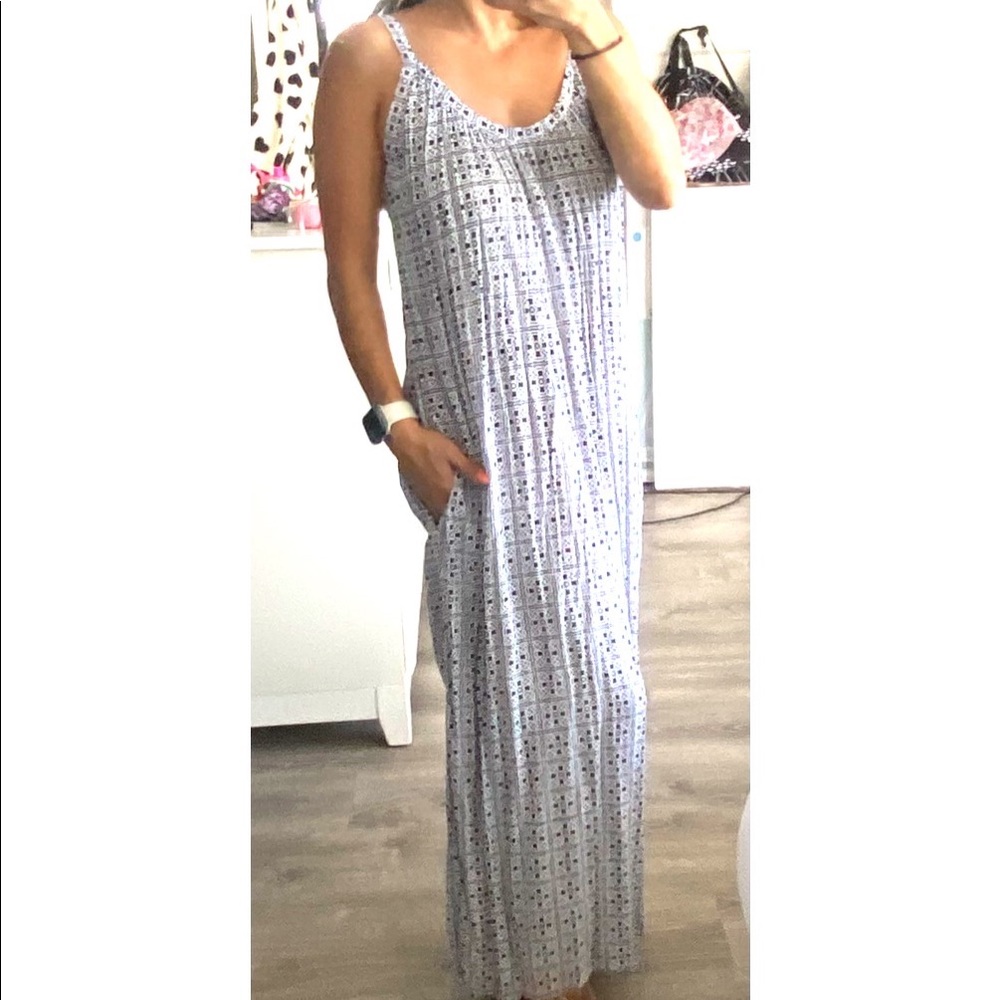 Ava sky maxi